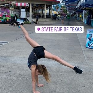 Meet your Posher, Libby